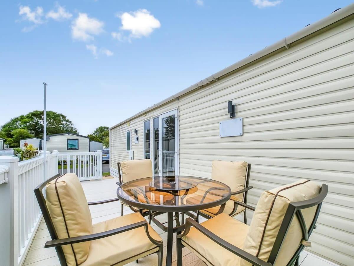 Escape To Paradise At Pevensey Bay Holiday Park 13 Woodland Walk Exterior foto
