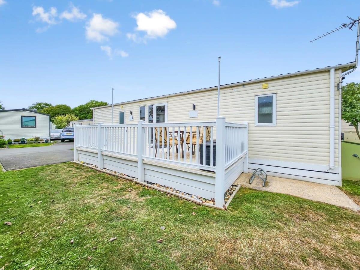 Escape To Paradise At Pevensey Bay Holiday Park 13 Woodland Walk Exterior foto