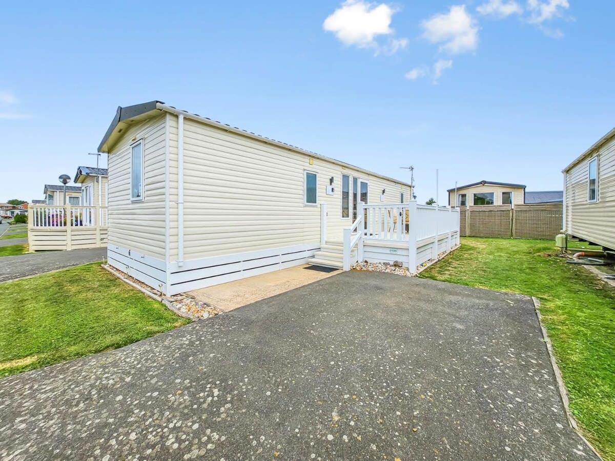 Escape To Paradise At Pevensey Bay Holiday Park 13 Woodland Walk Exterior foto